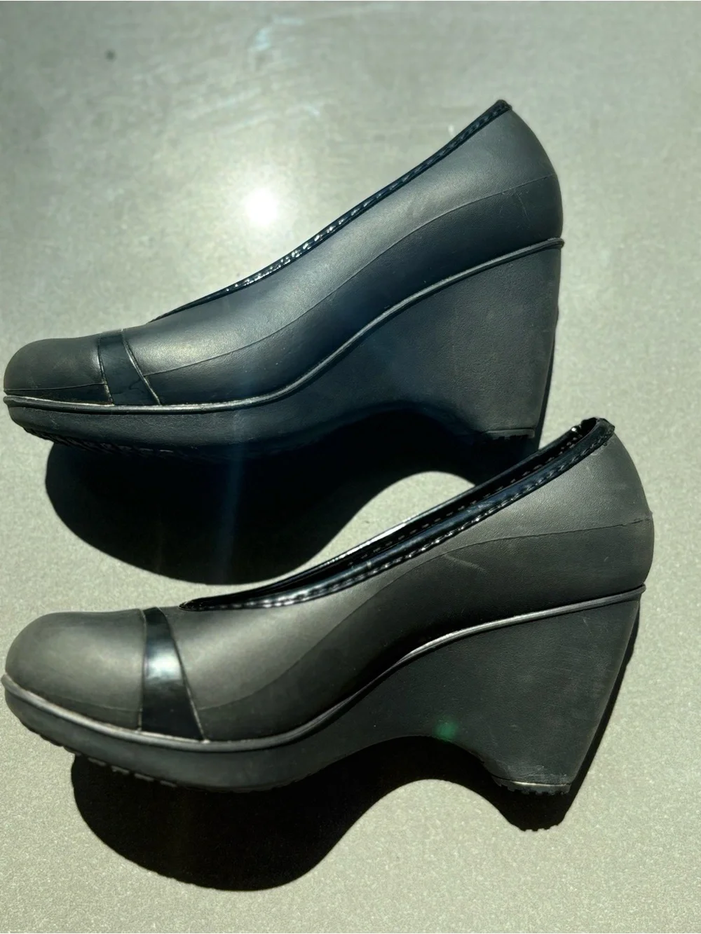 Crocs Cap Toe Wedge Slip-On Pumps – Black – Size 7